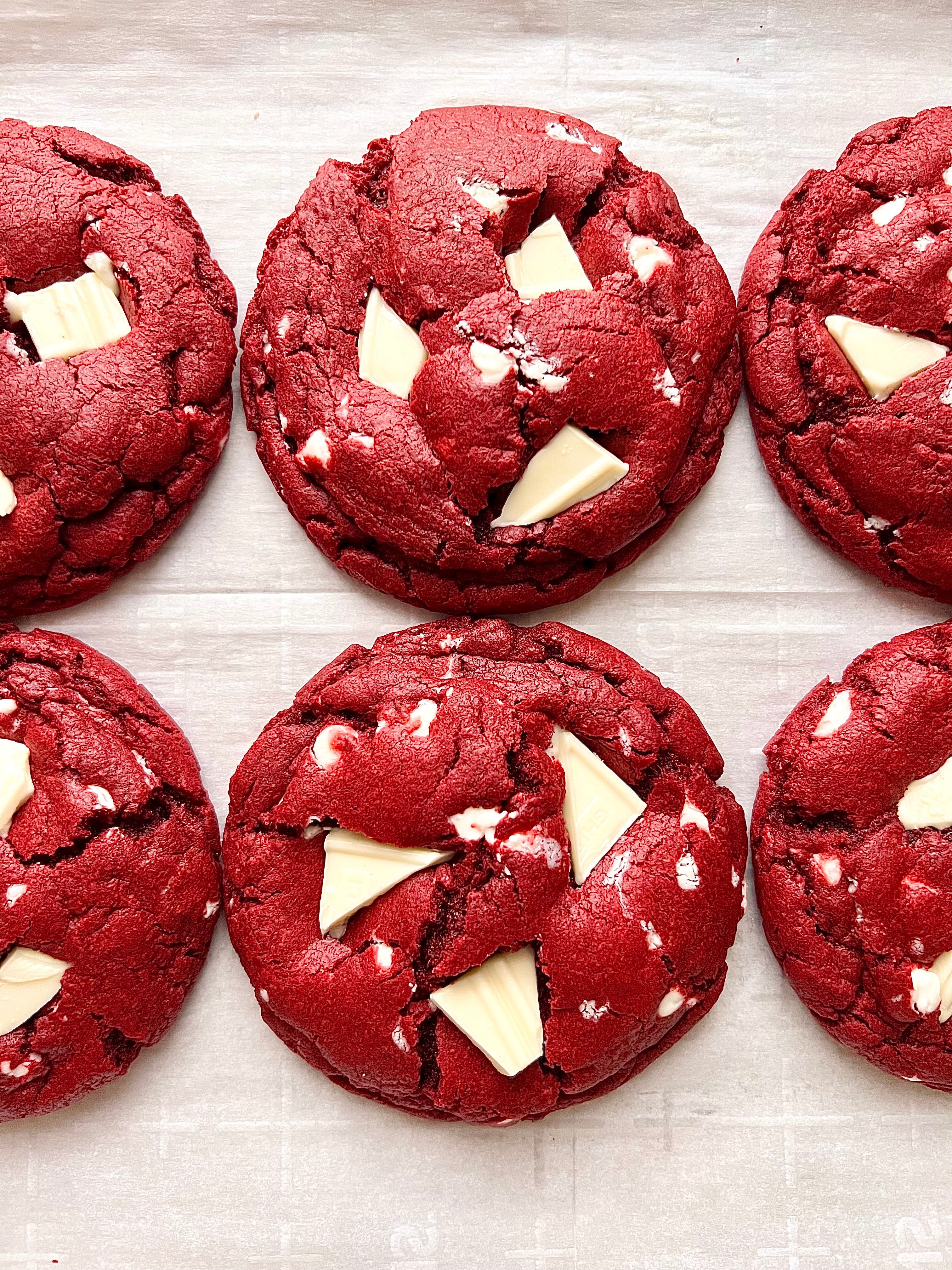 Red Velvet Cheesecake Cookies