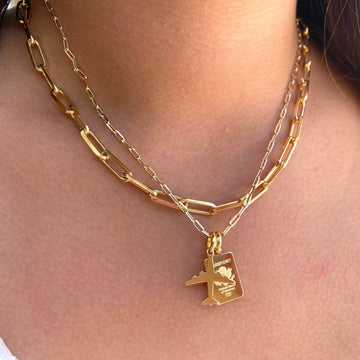 Views & Co. Live. Love. Travel Necklace Set