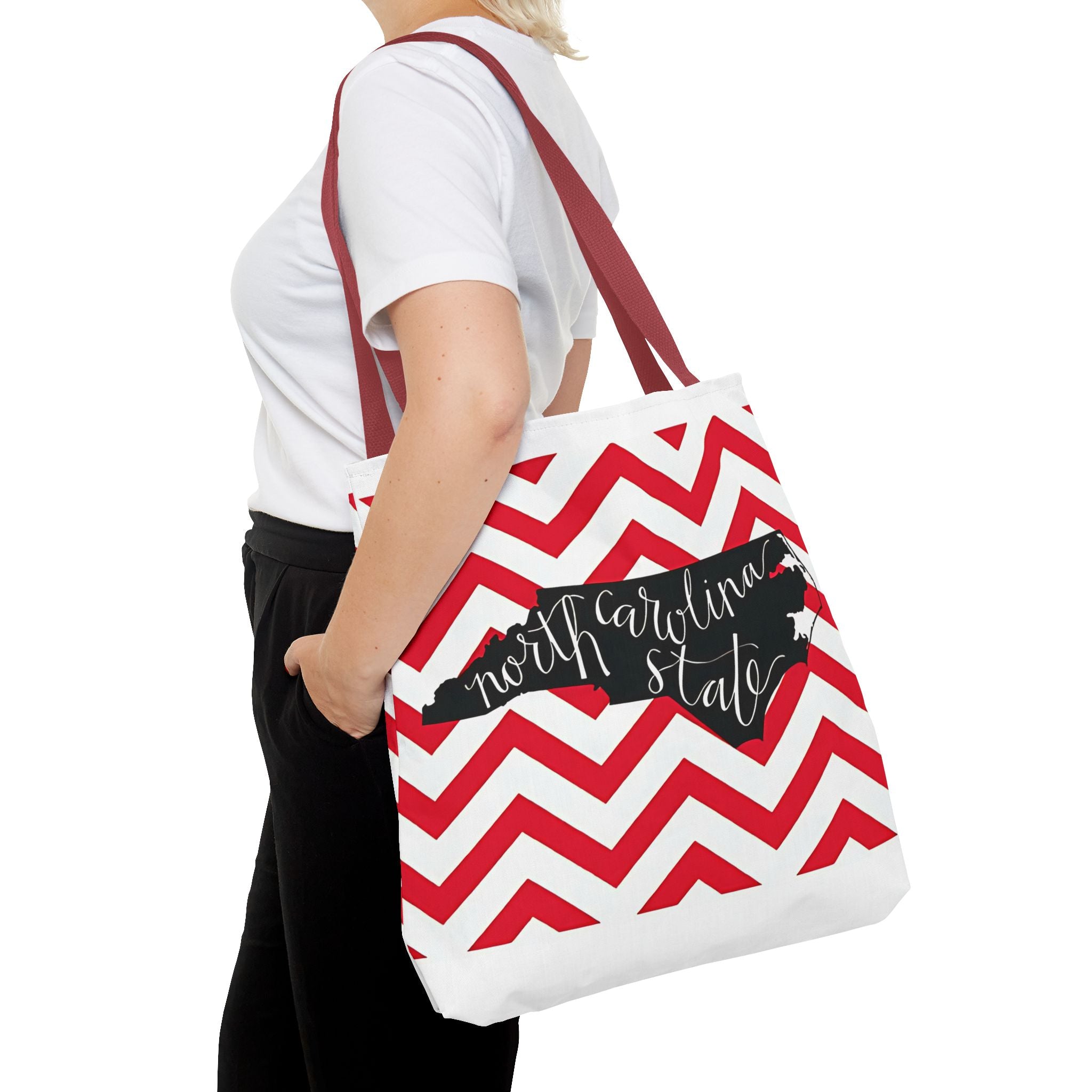 North Carolina Tote Bag, Stylish Chevron Pattern, Beach Essentials, Reusable Grocery Bag, Gift for Travelers, Southern Charm