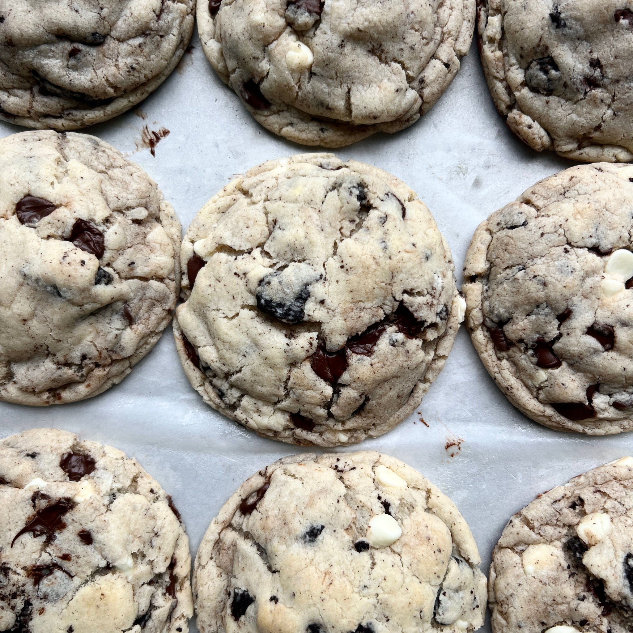 Cookies & Cream Cookies