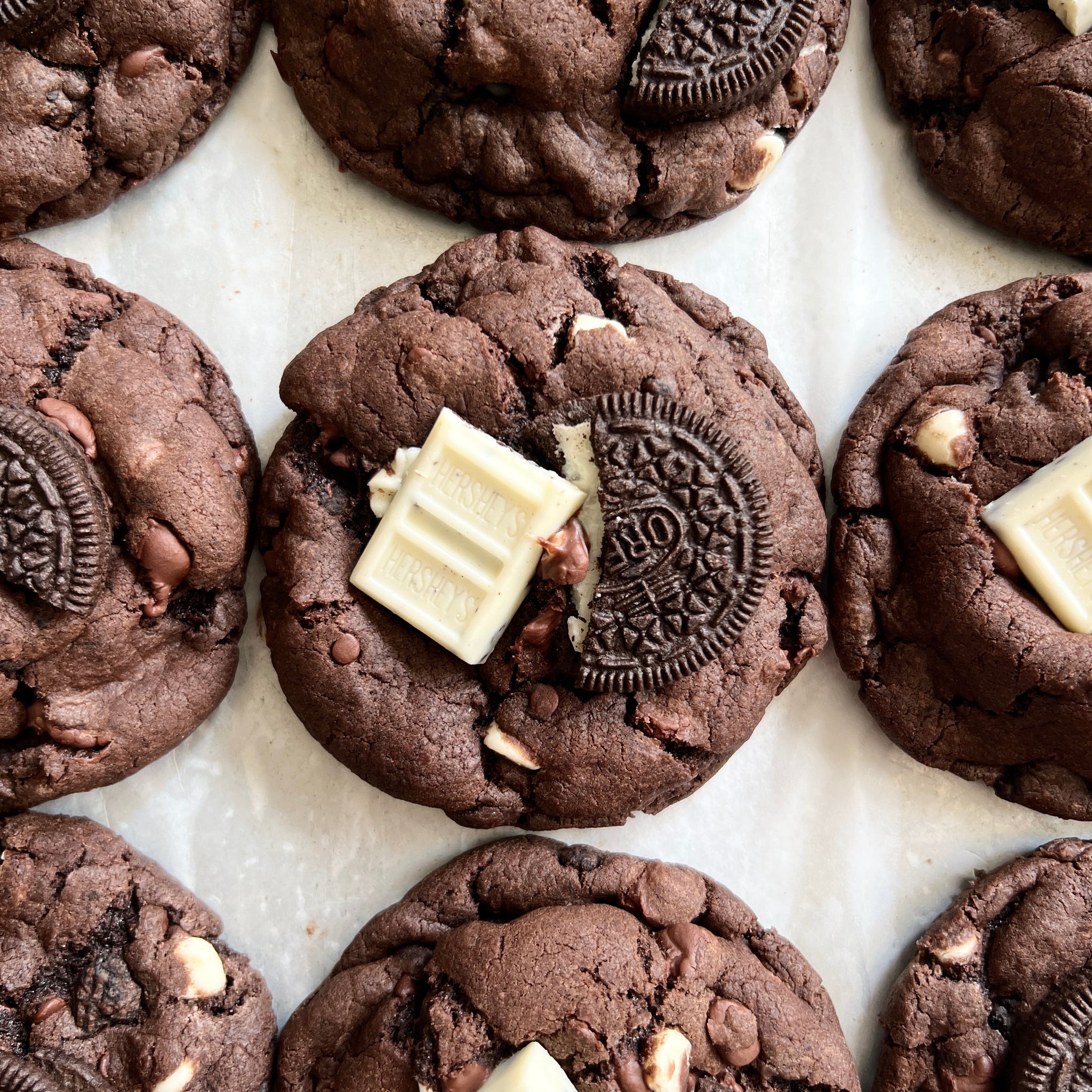 Chocolate Cookies & Cream Cookies