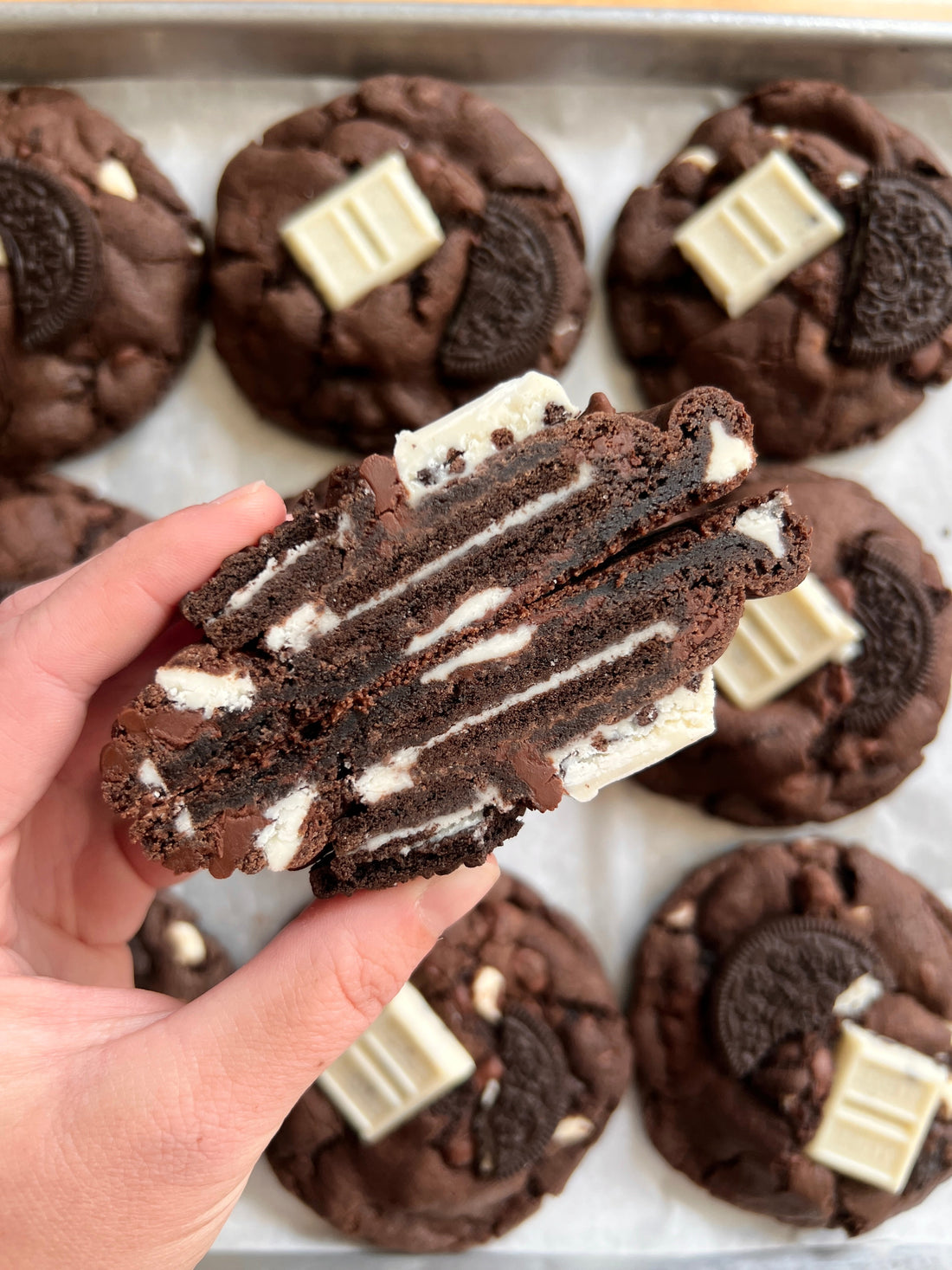Chocolate Cookies & Cream Cookies