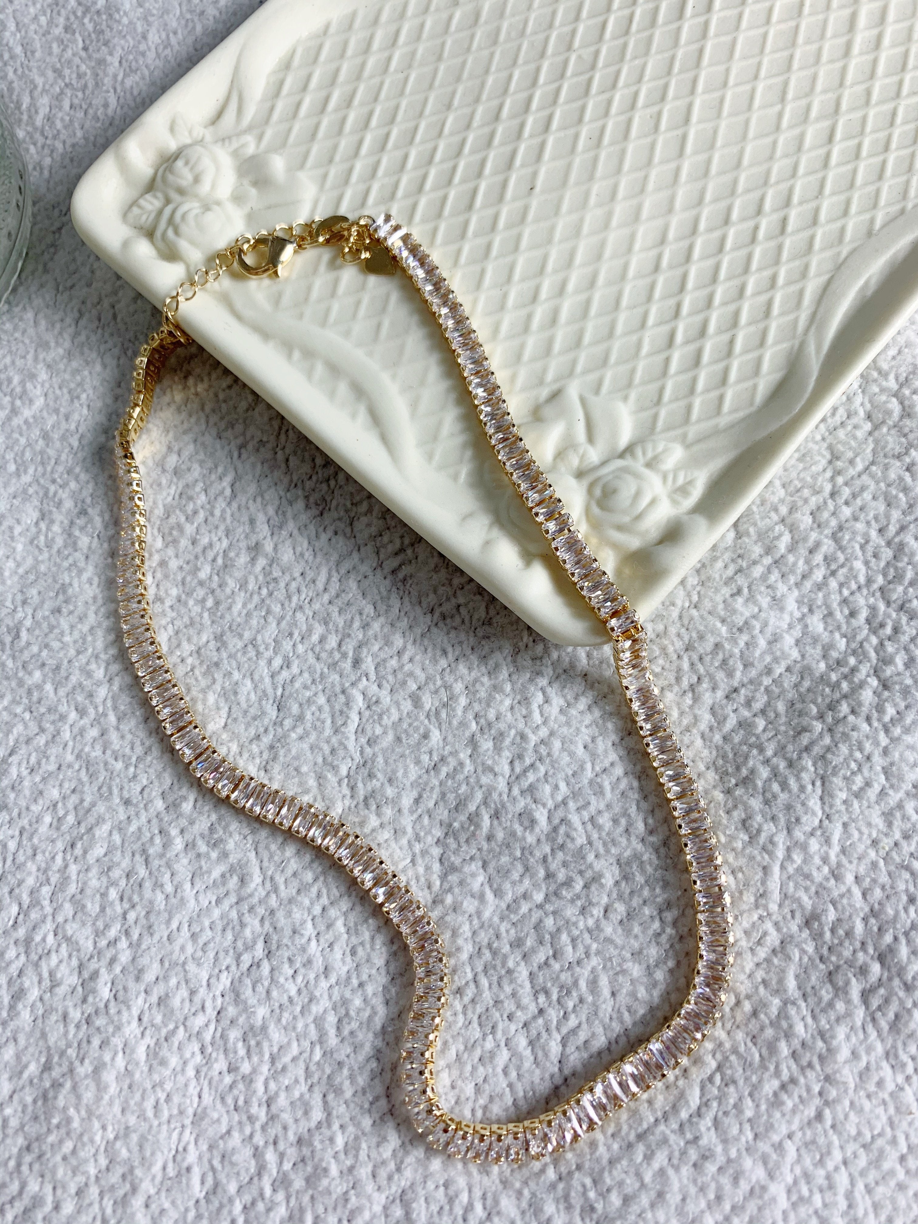 Views & Co. The Fallen Necklace Set