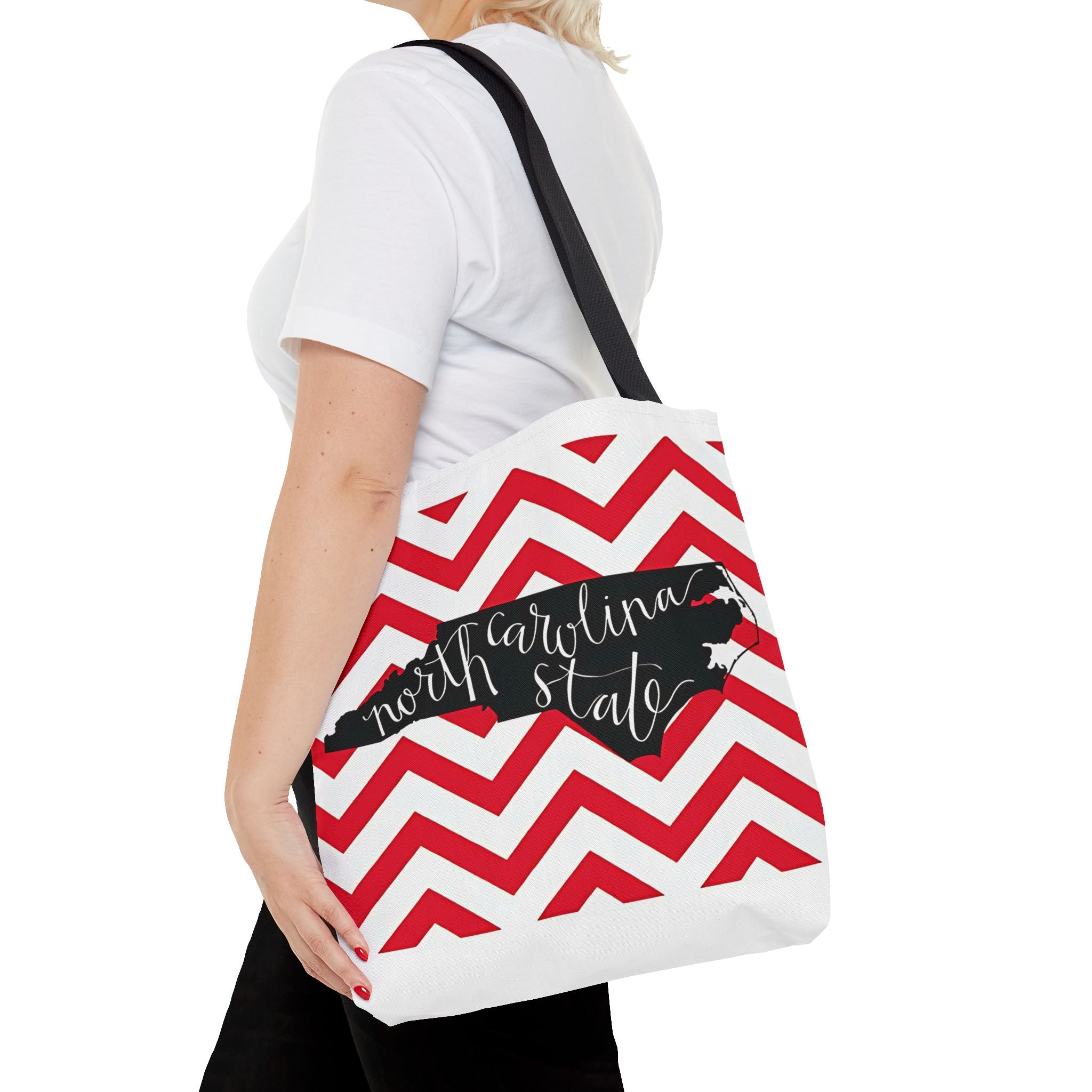 North Carolina Tote Bag, Stylish Chevron Pattern, Beach Essentials, Reusable Grocery Bag, Gift for Travelers, Southern Charm