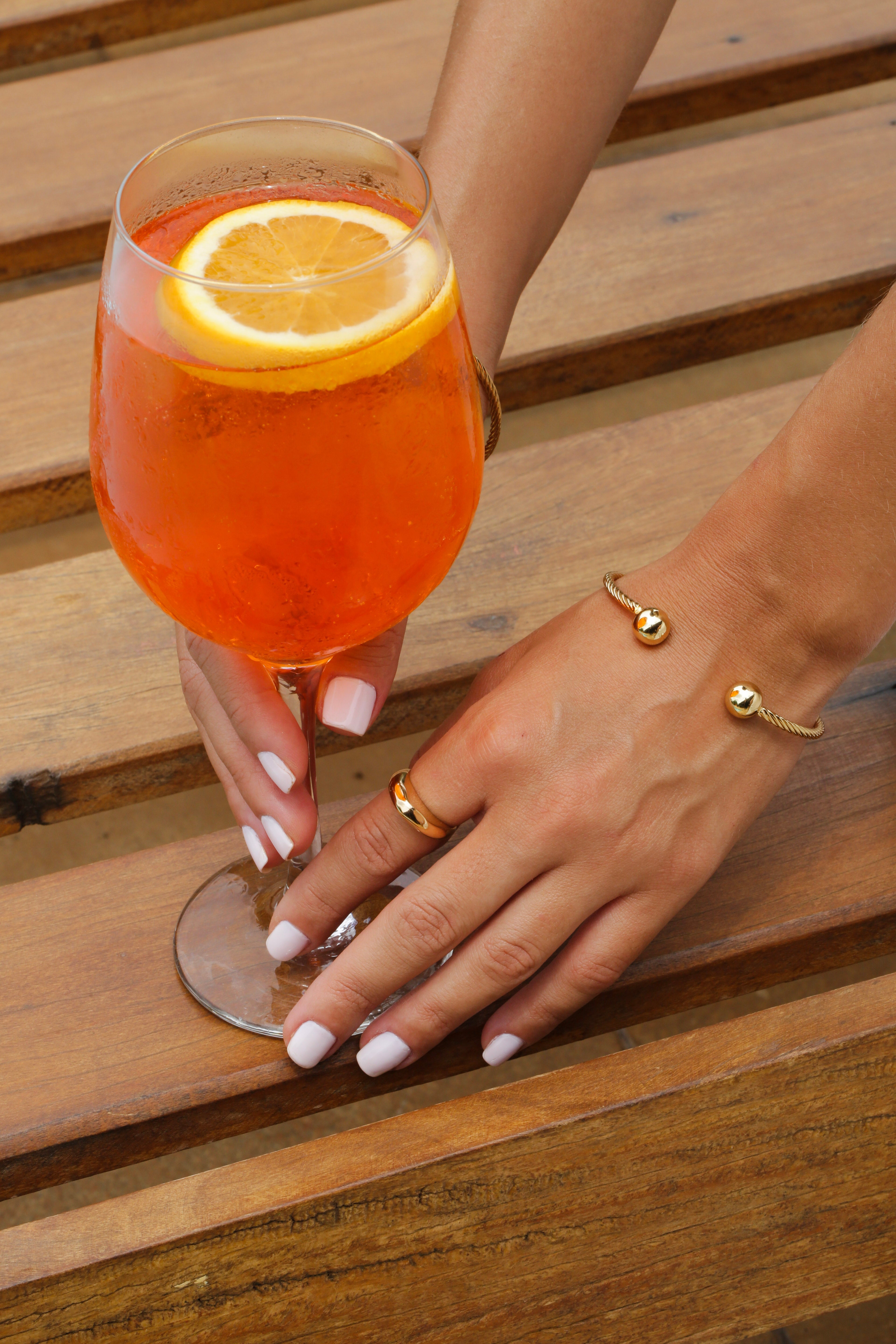 Views & Co. Pointe Bracelet