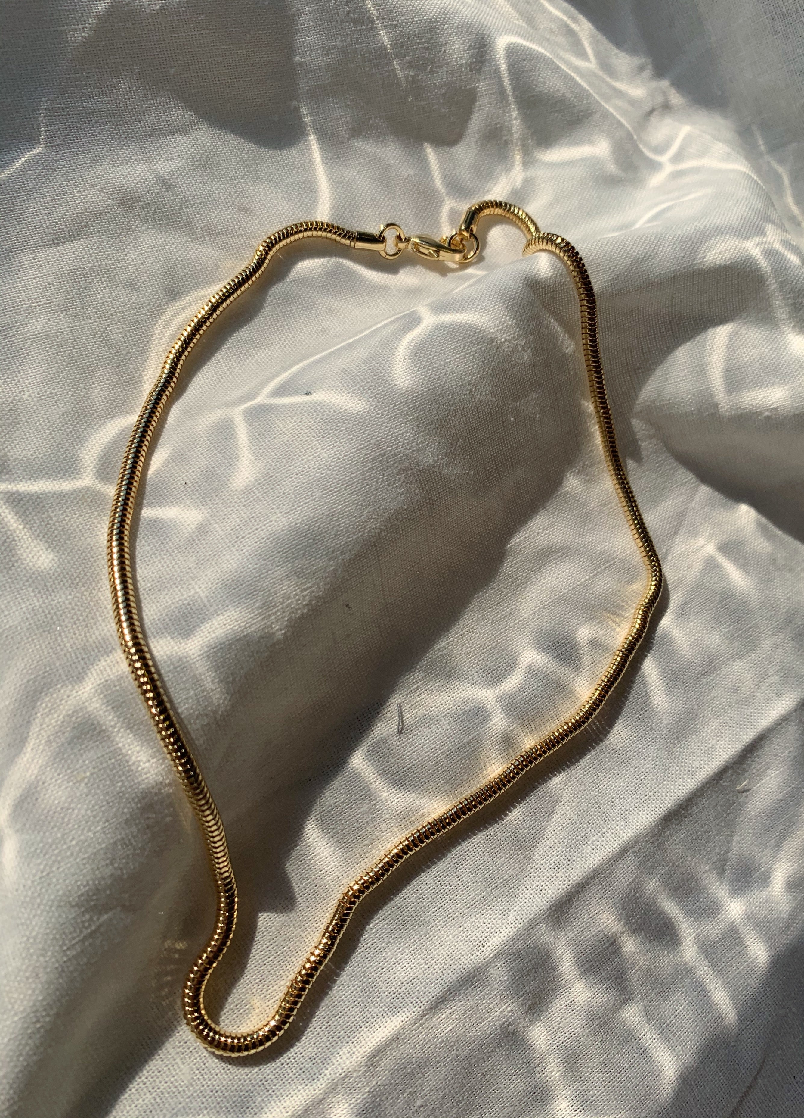 Views & Co. Miss Omega Necklace