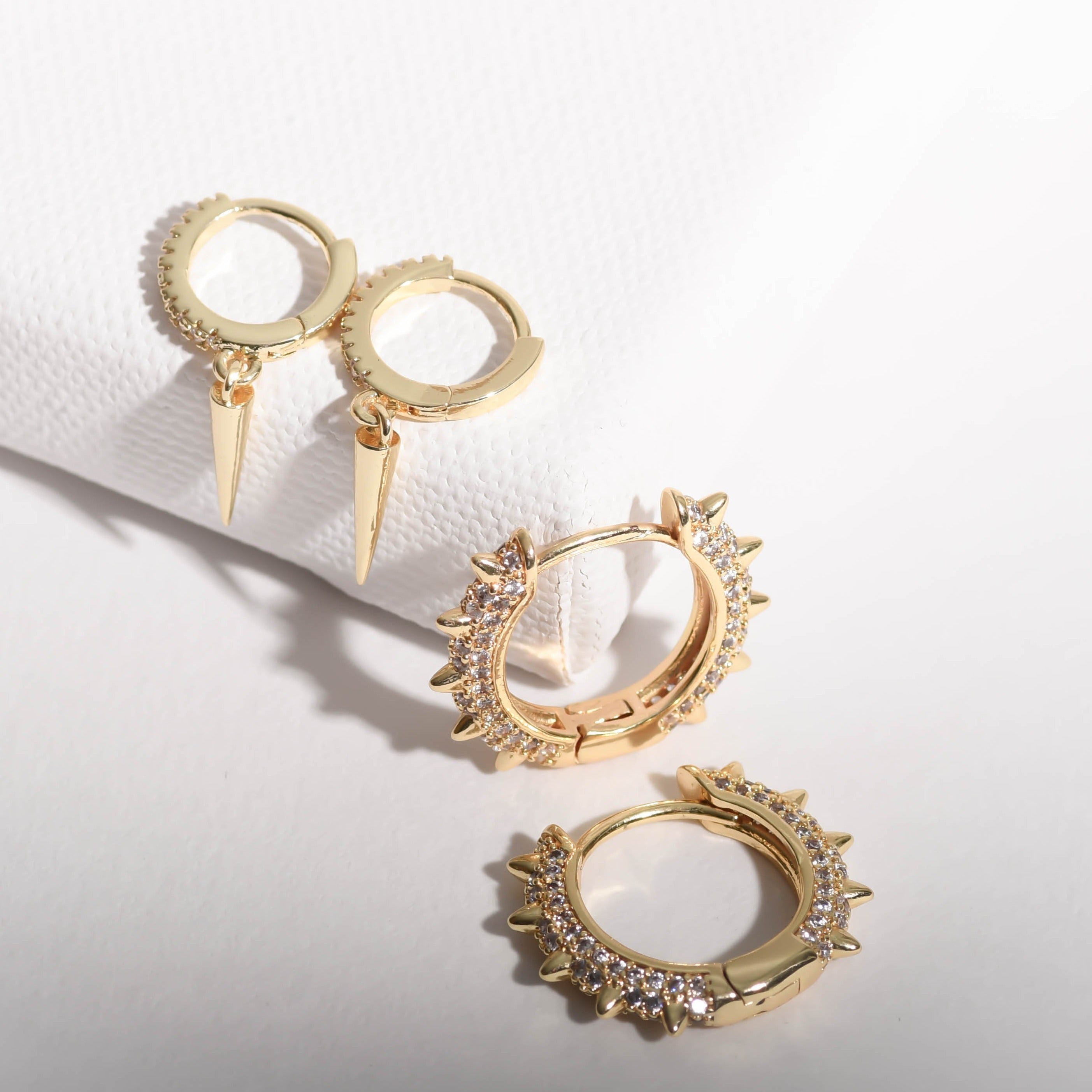 Views & Co. Miss Spike Earrings