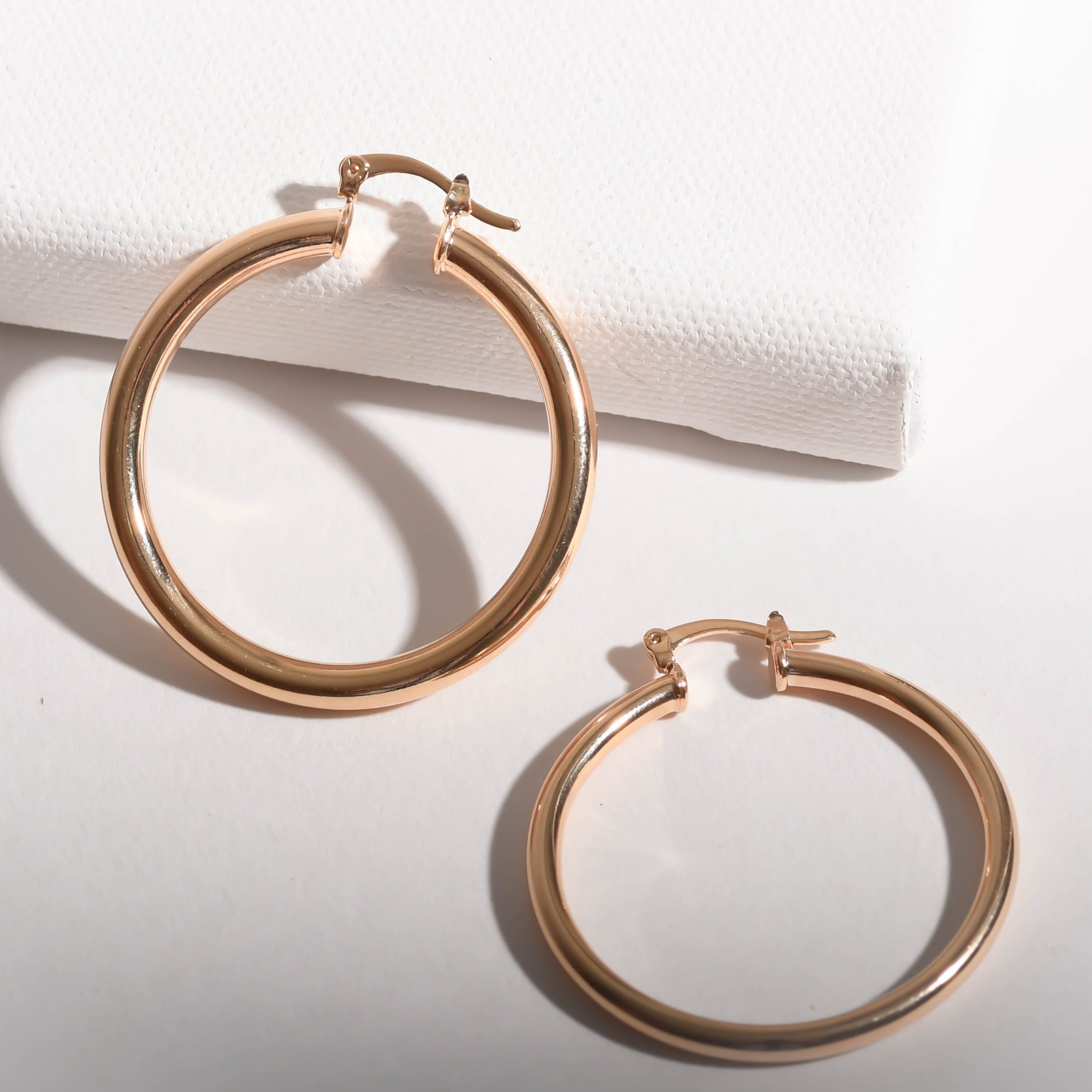 Views & Co. Miss Skinny Hoop Earrings