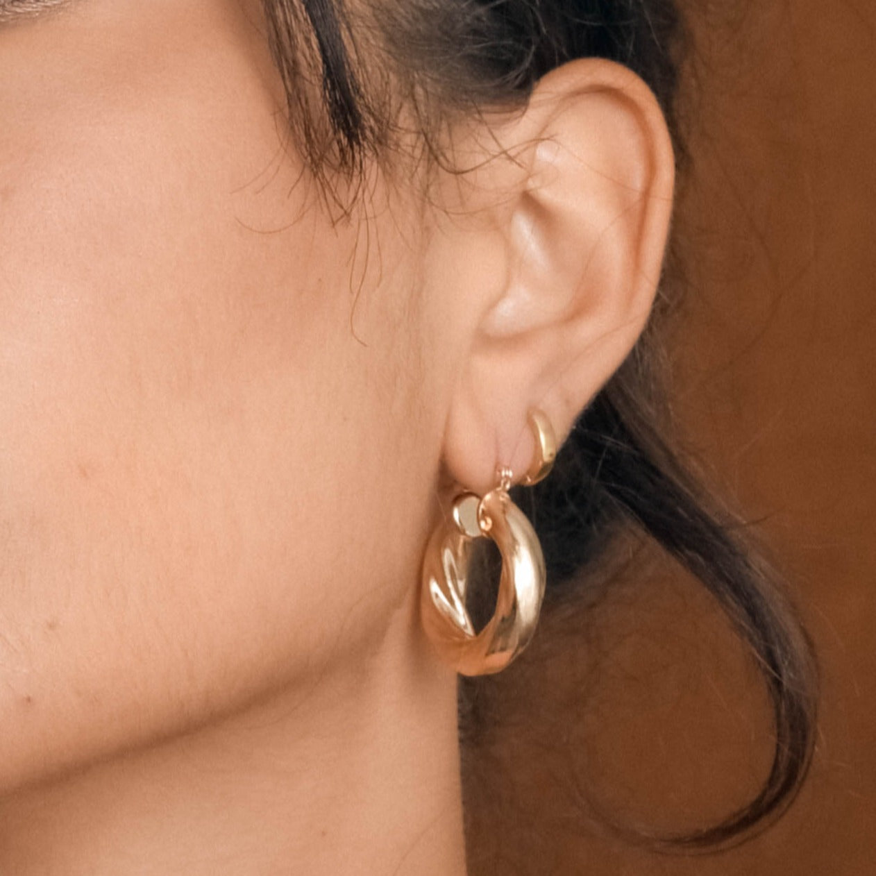 Views & Co. Gold Twist Earrings Set