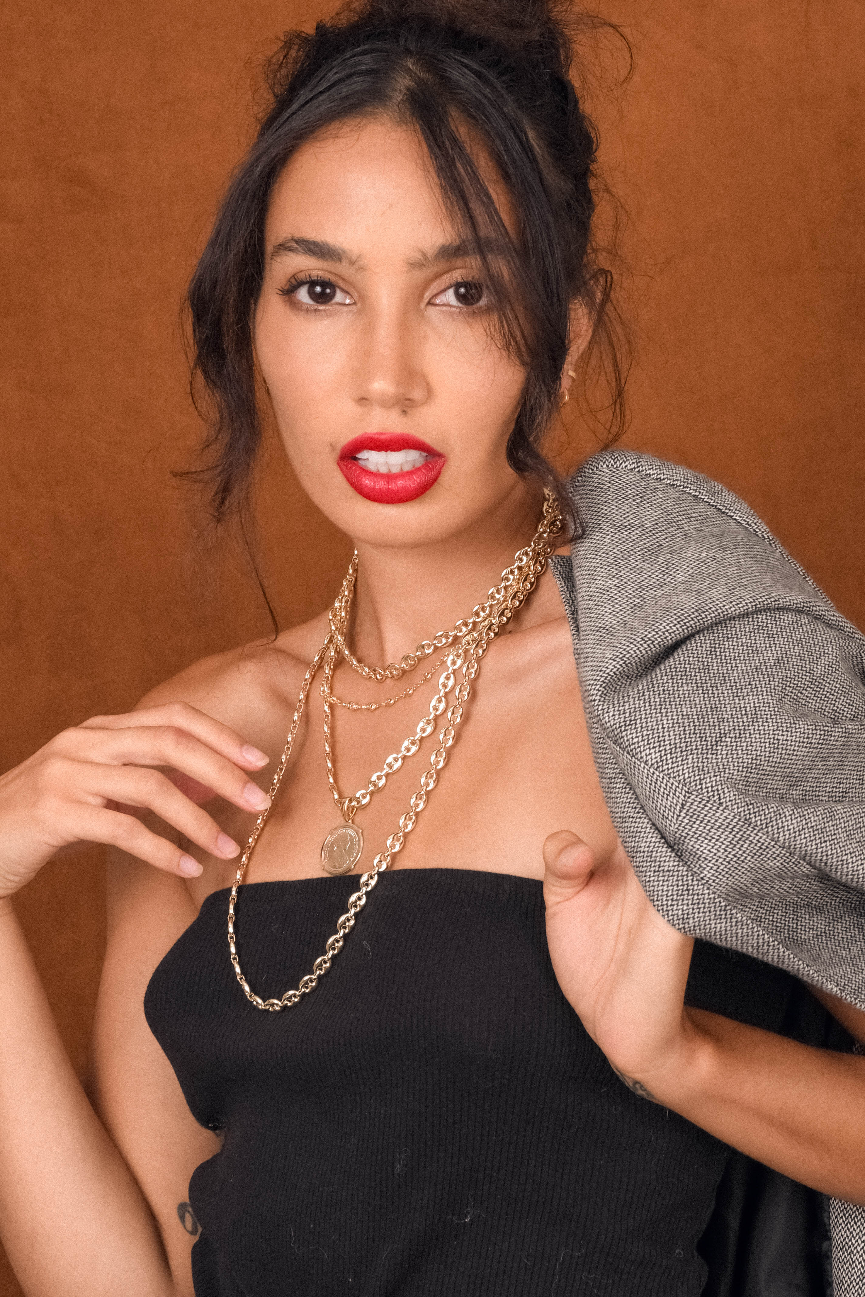 Views & Co. Gold Goddess Necklace Set
