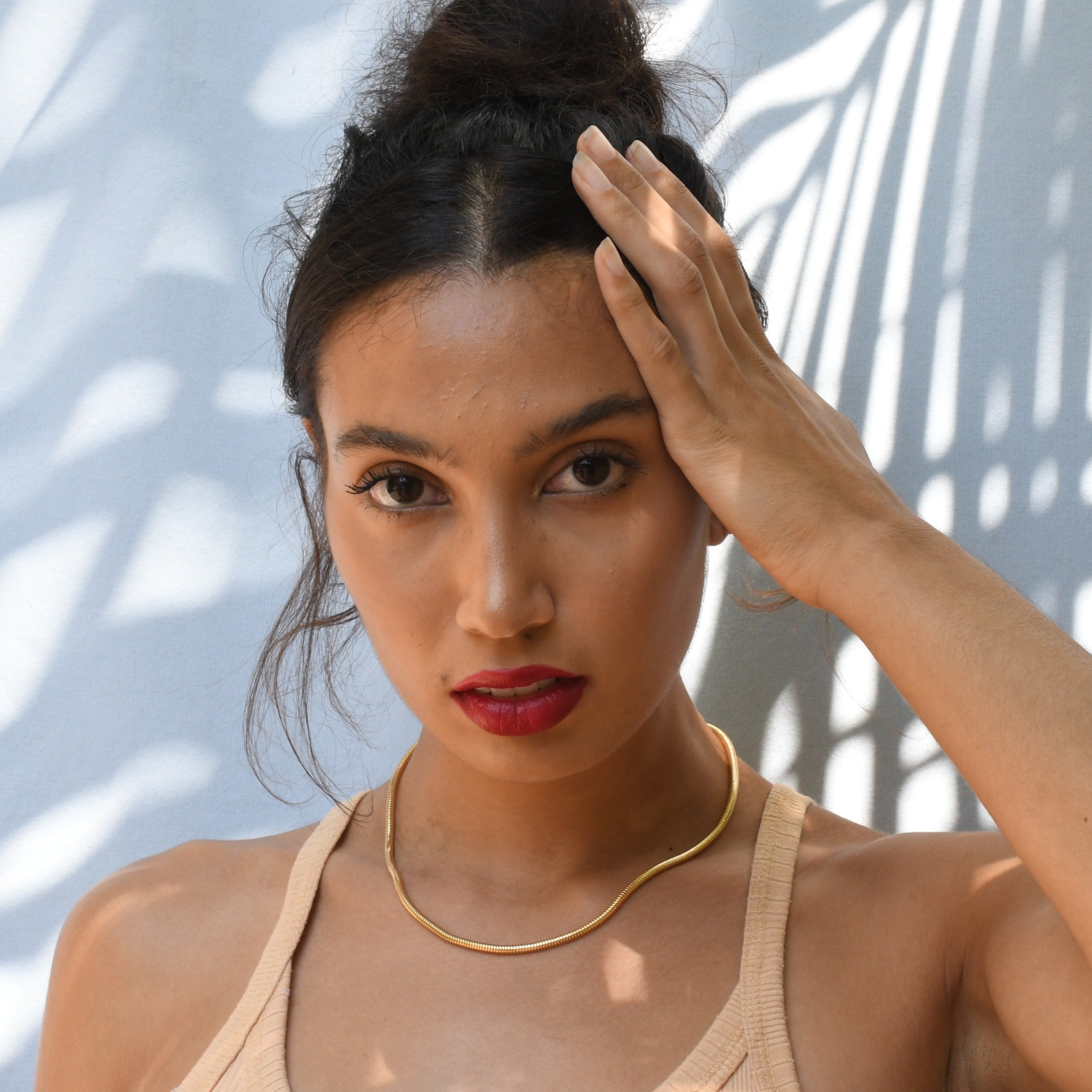 Views & Co. Miss Omega Necklace