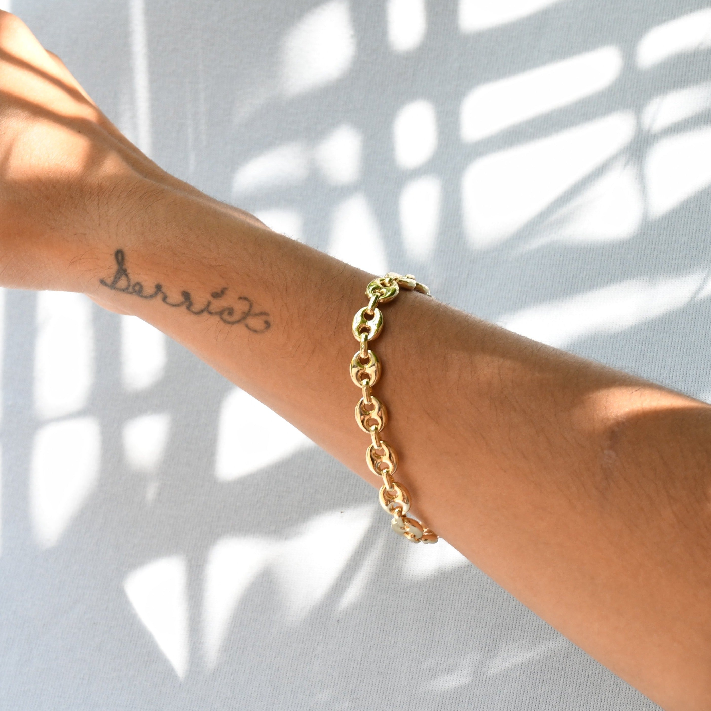 Views & Co. Puff Bracelet