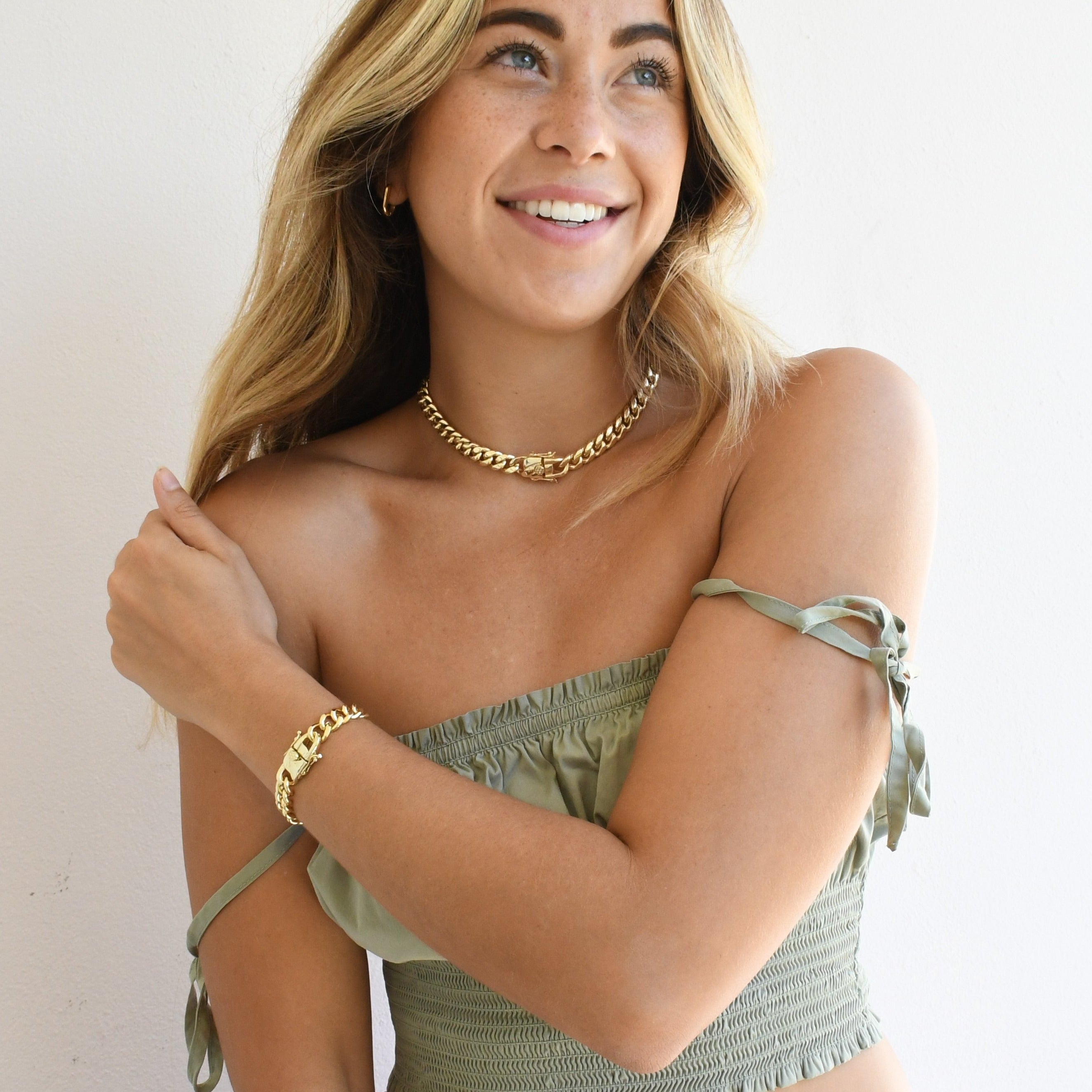 Views & Co. Rebel Gold Choker