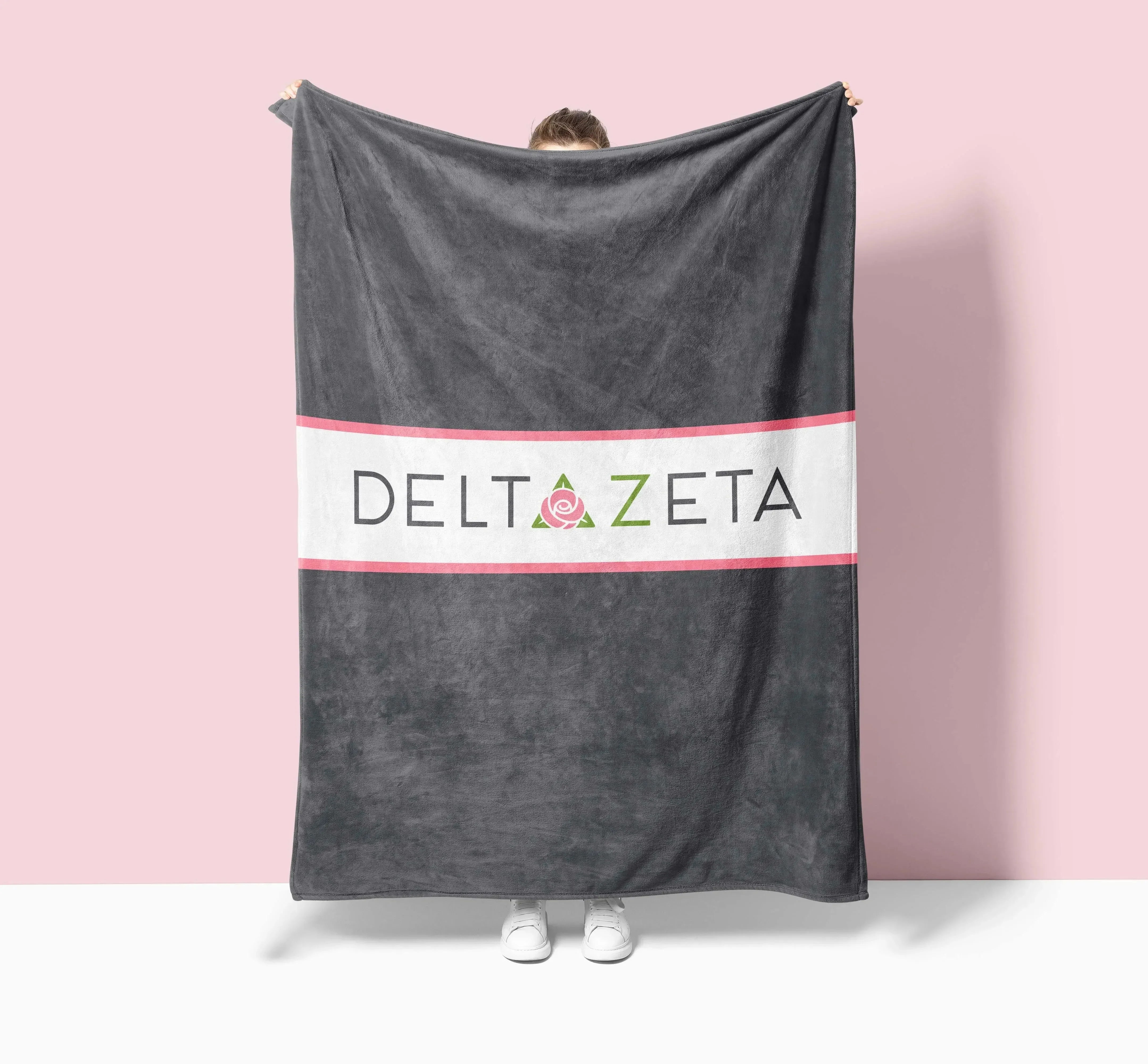Delta Zeta XL 60x80 Traditional Sherpa Throw Blanket