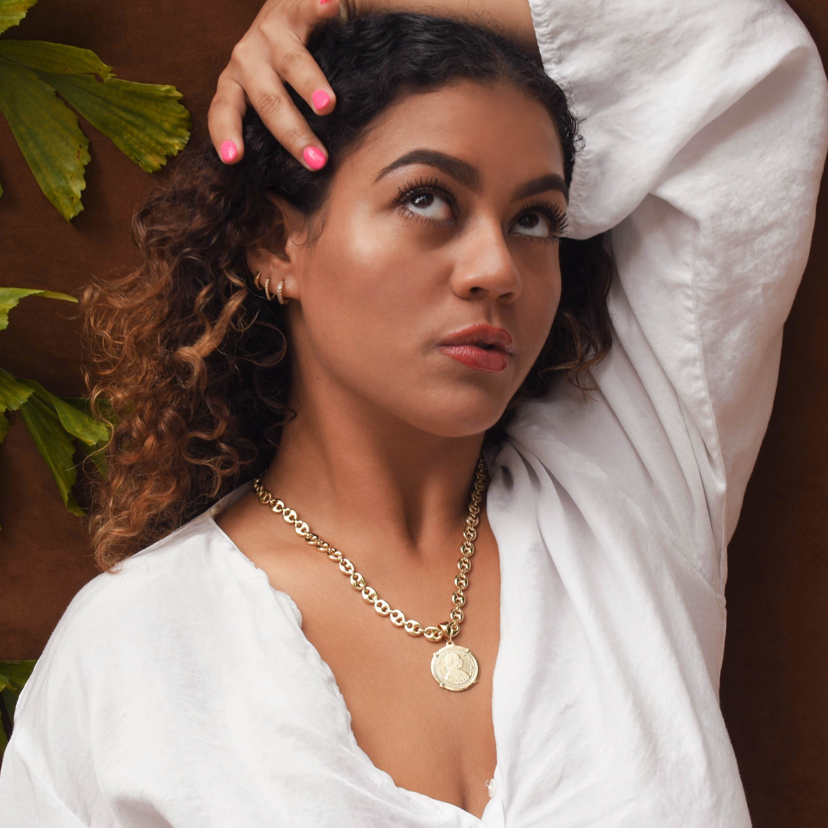 Views & Co. Gold Goddess Necklace Set