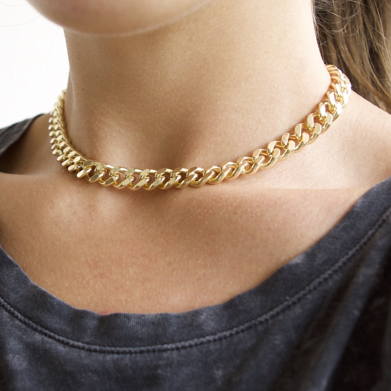 Views & Co. Rebel Gold Choker