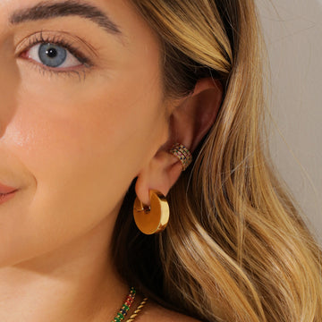Views & Co. Plain Glam Fiz Earrings