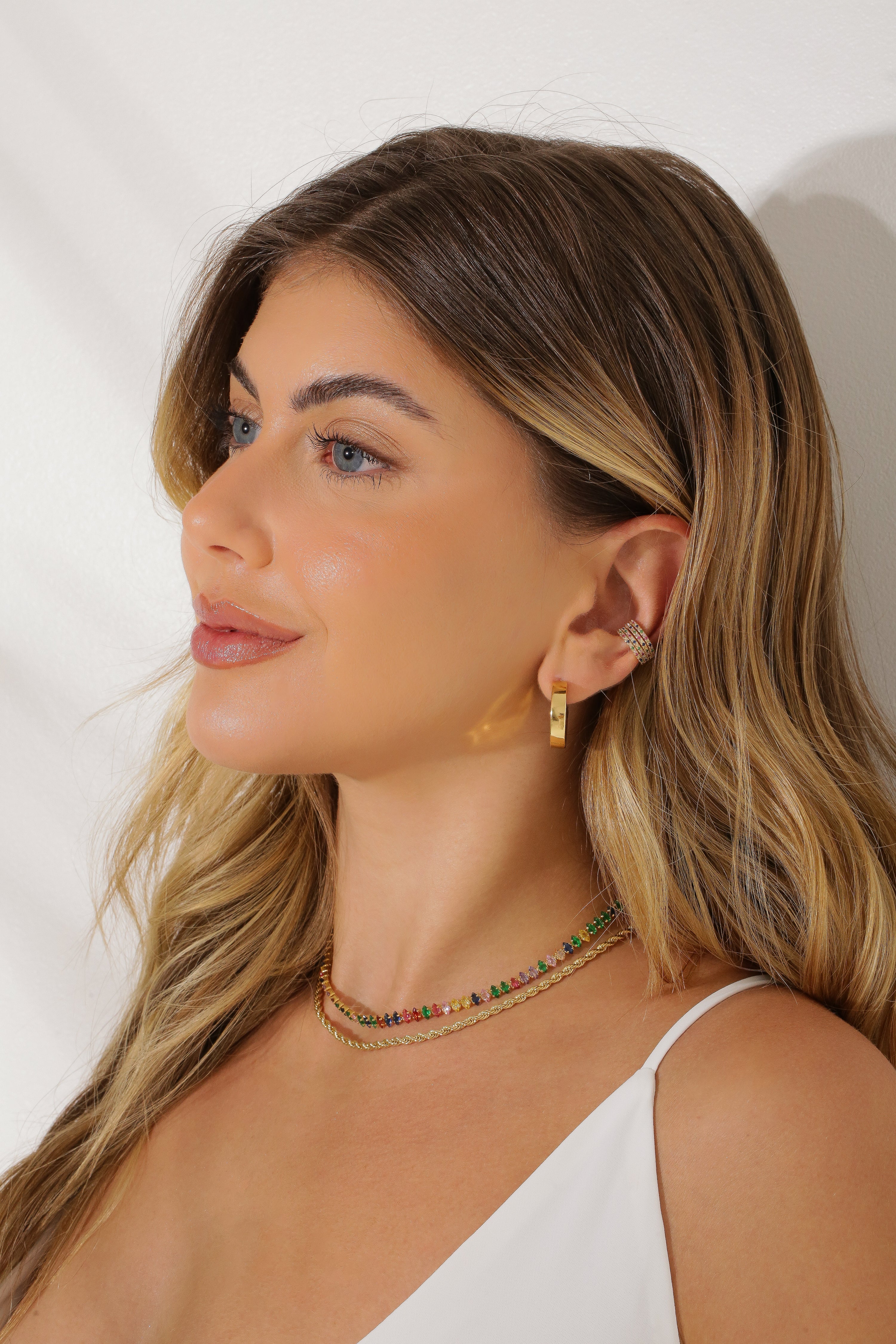 Views & Co. Plain Glam Fiz Earrings