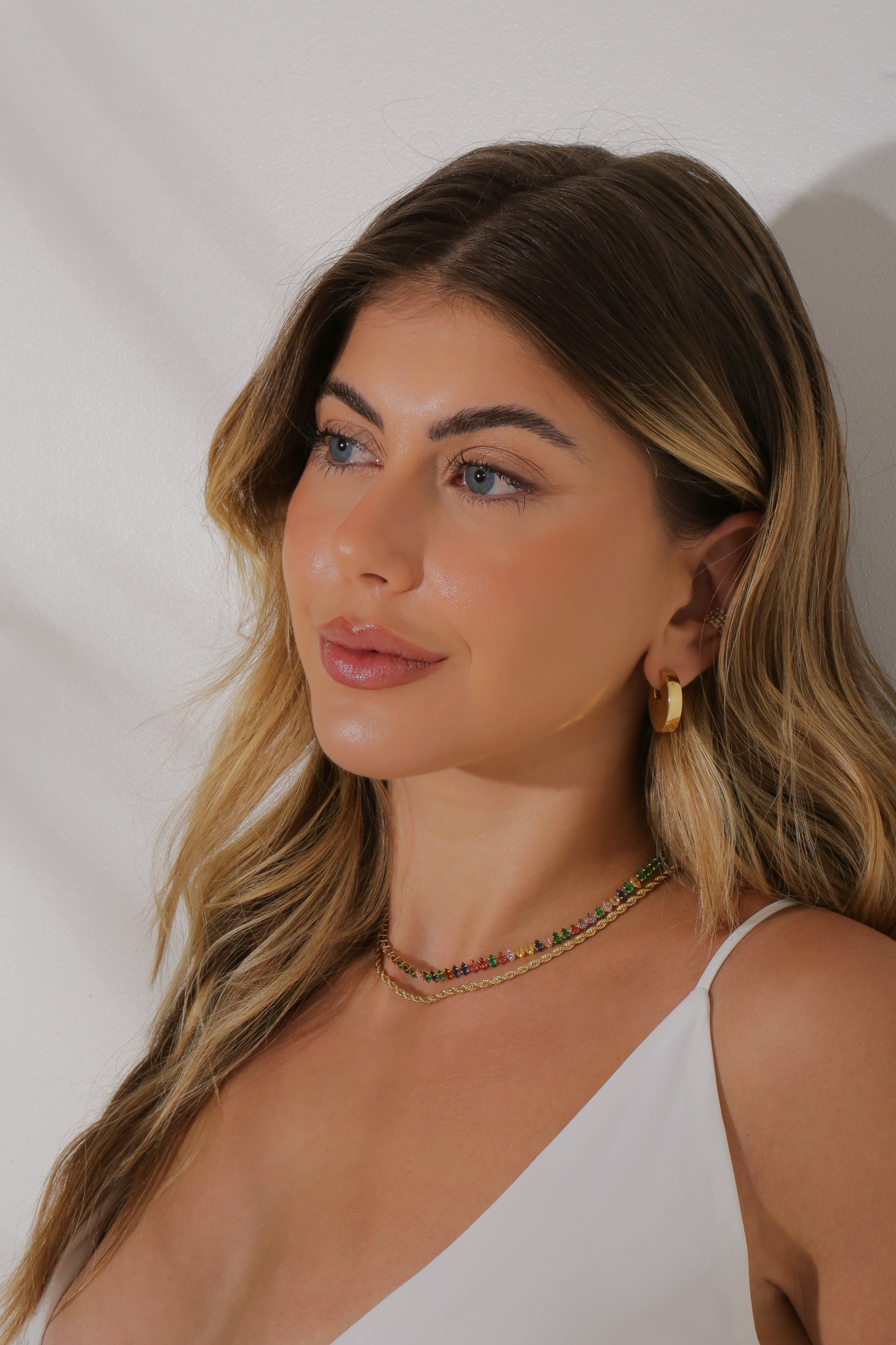 Views & Co. Plain Glam Fiz Earrings