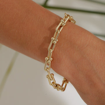 Views & Co. Miss Mam Bracelet