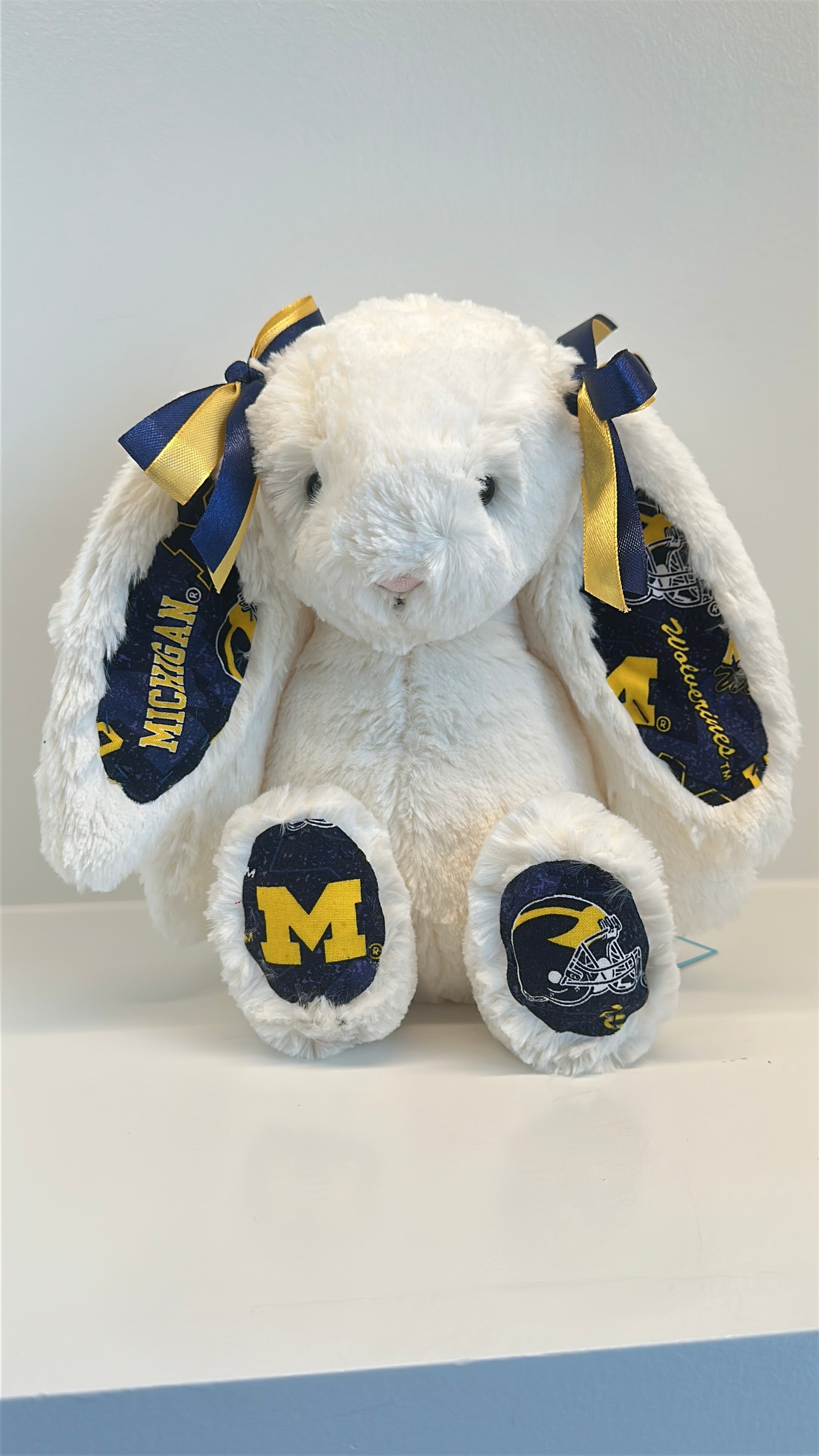 College Jellycat Bashful Bunny