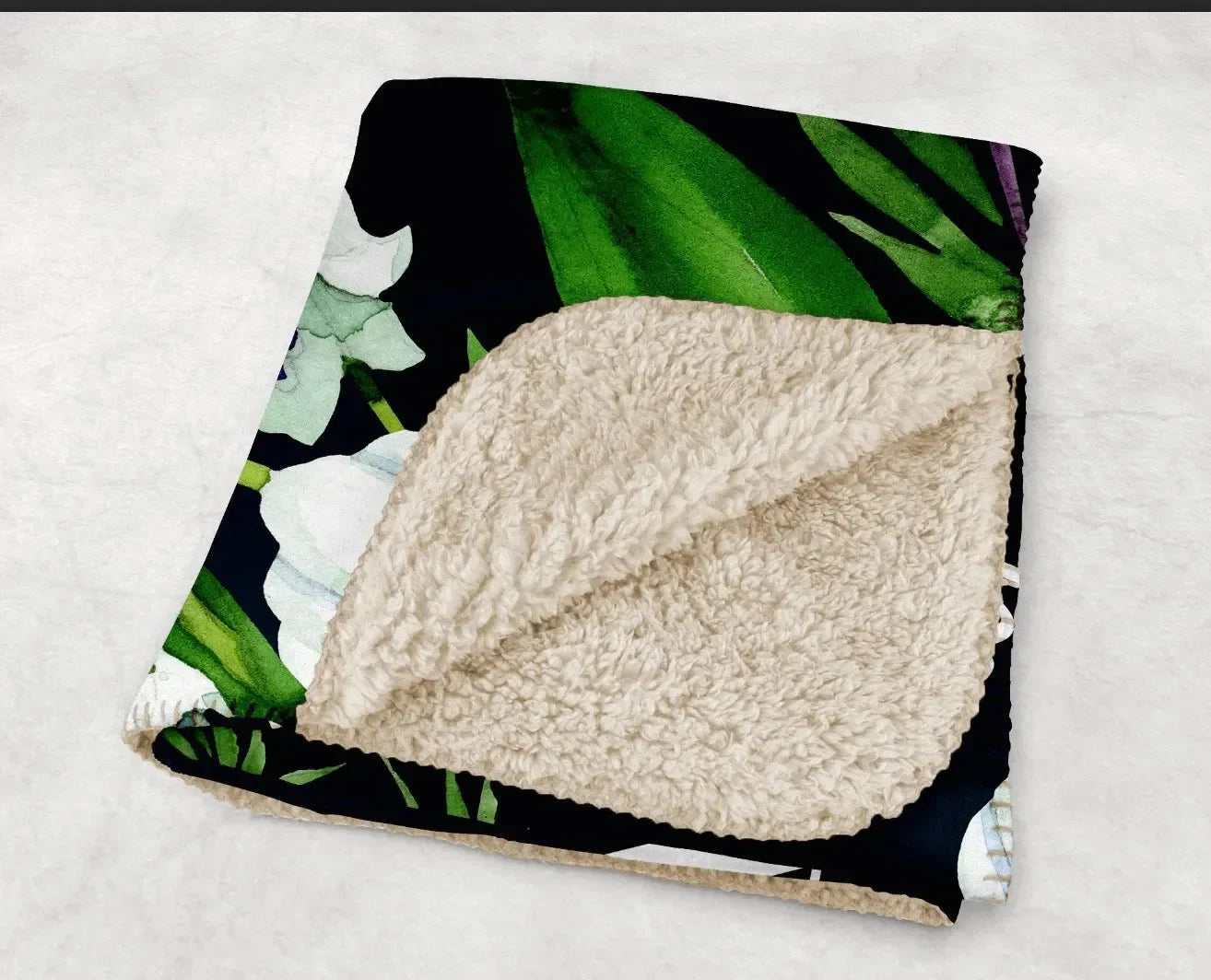 Alpha Phi XL 60x80 Sherpa Blanket - Lily Frame