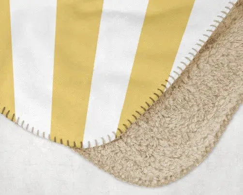 Chi Omega Straw XL 60x80 Sherpa Blanket - Starburst