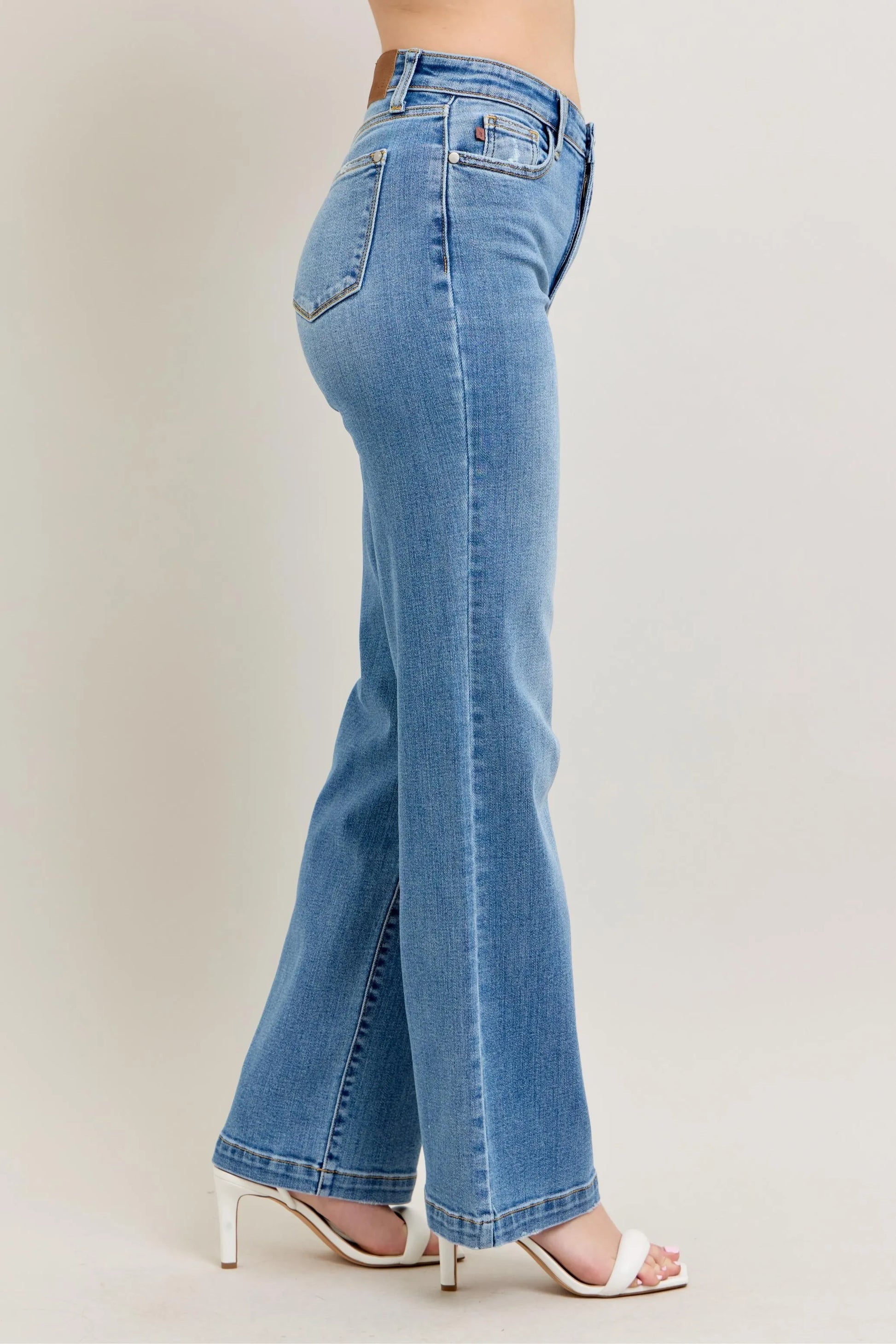 Judy Blue Full Size High Waist Straight Jeans