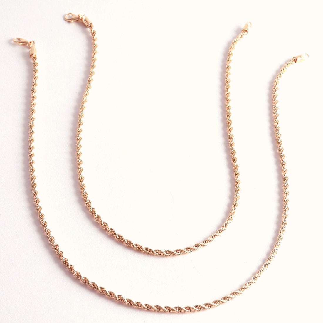 Views & Co. La Ropa Necklace Set