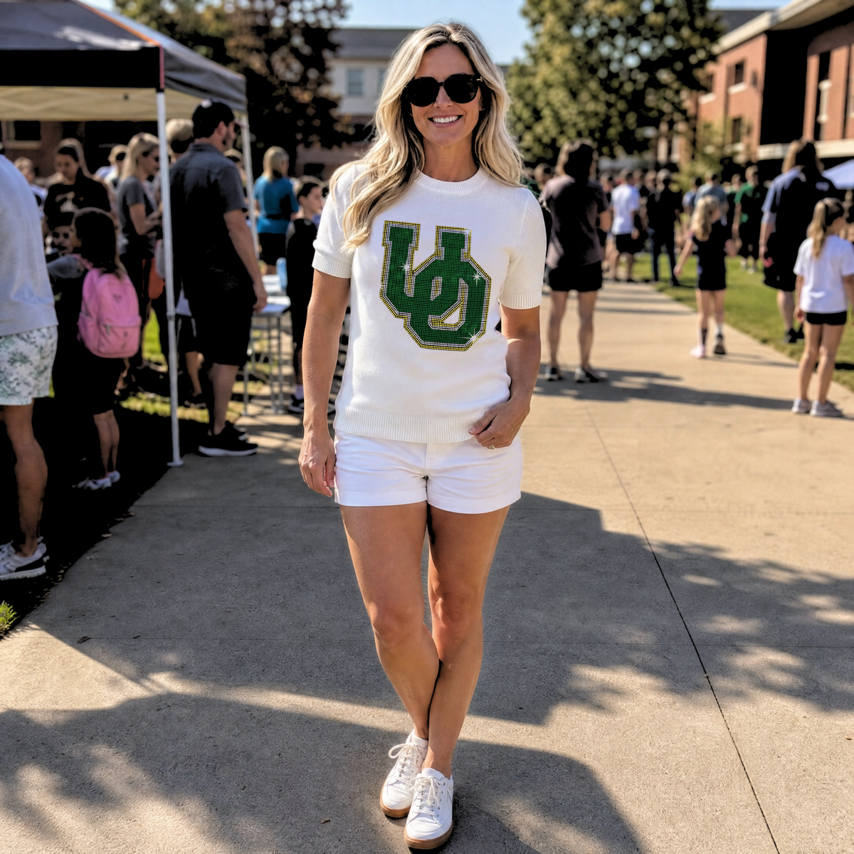 University Of Oregon Large Interlocking UO Ivory Short Sleeve Sweater