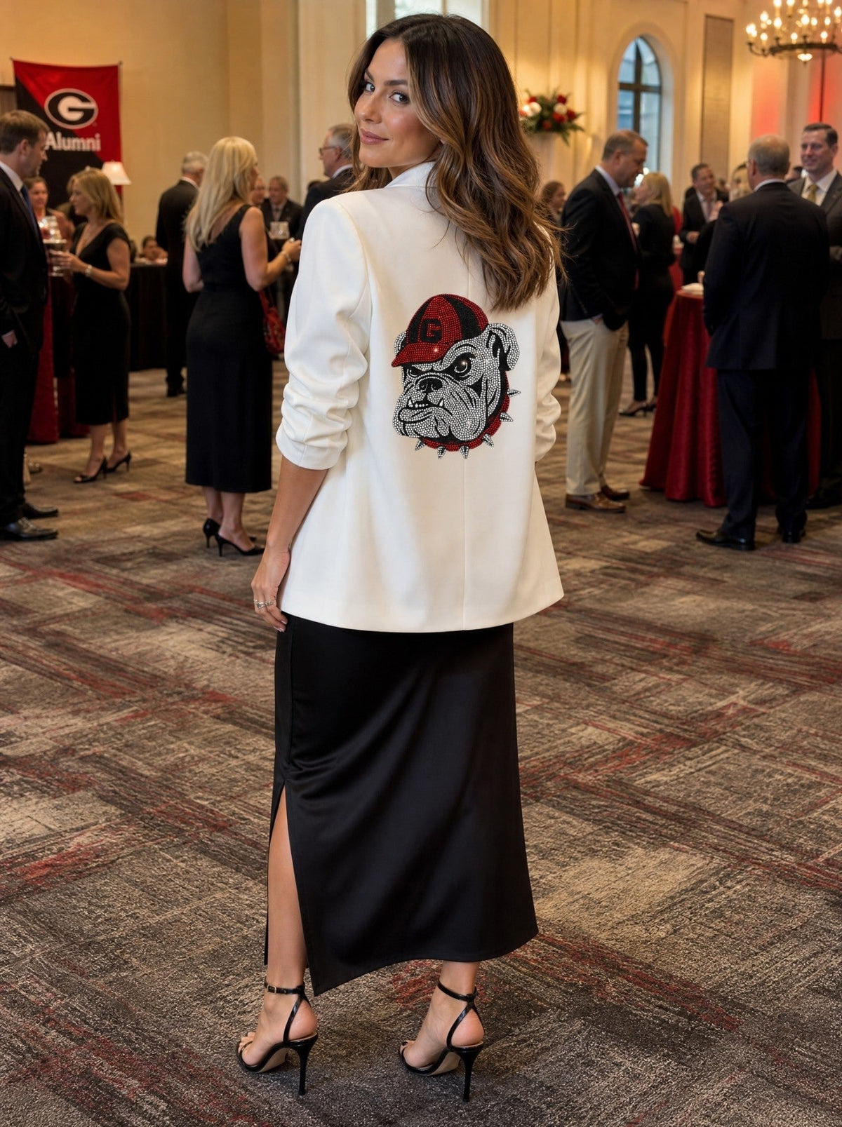 University of Georgia G Bulldog White Blazer W/ Ruched Sleeve