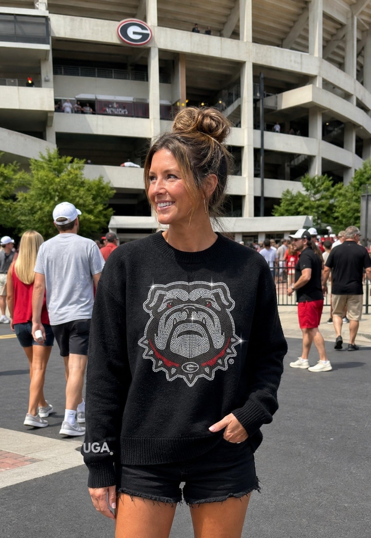 University of Georgia Bulldog Logo Black Crewneck Sweater