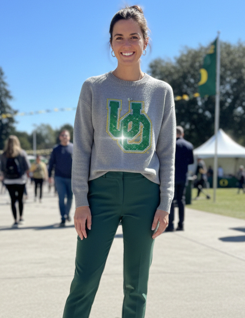 University Of Oregon Large Interlocking UO Gray Crewneck Long Sleeve Sweater