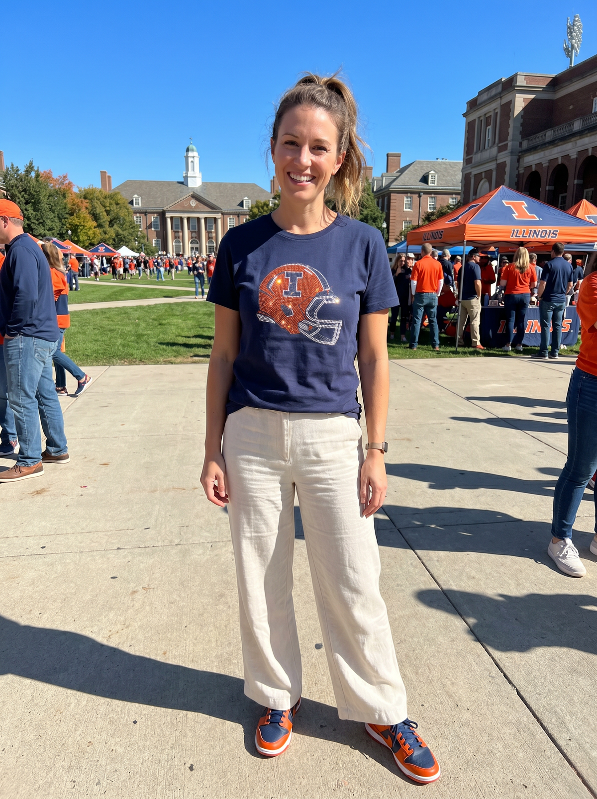 University of Illinois Helmet Navy Crewneck Short Sleeve T-Shirt