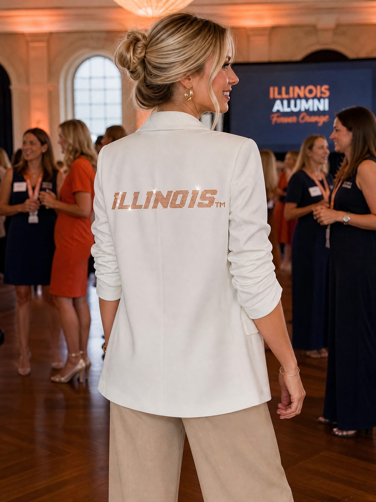 University of Illinois Text White Ruched Sleeve Blazer