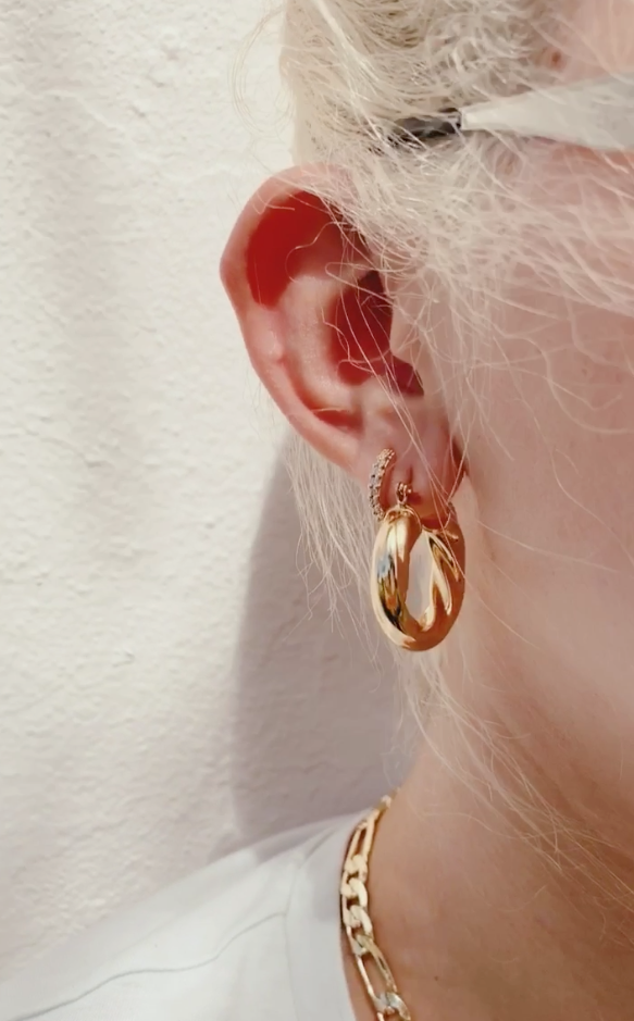 Views & Co. Gold Twist Hoop Earrings