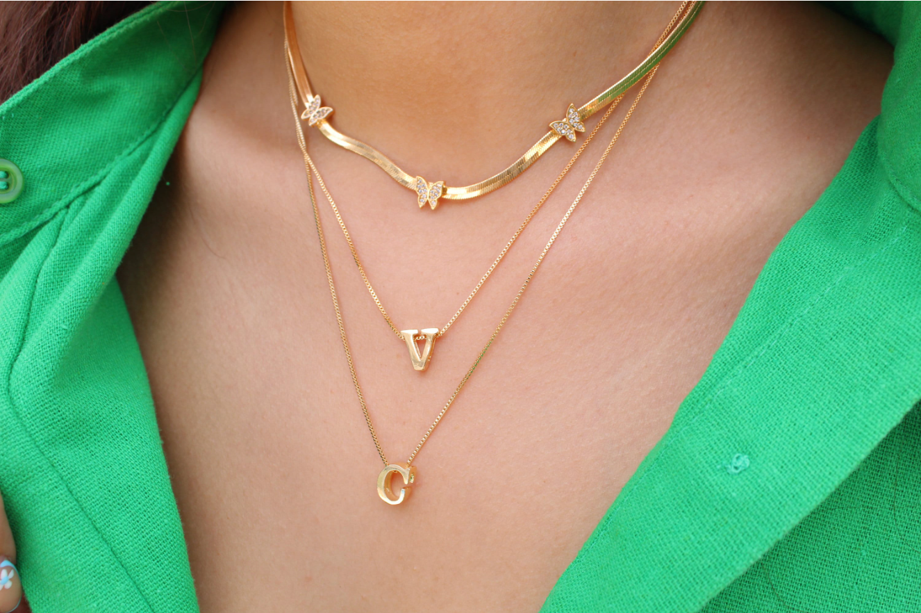 Views & Co Initial Letter Necklace Set