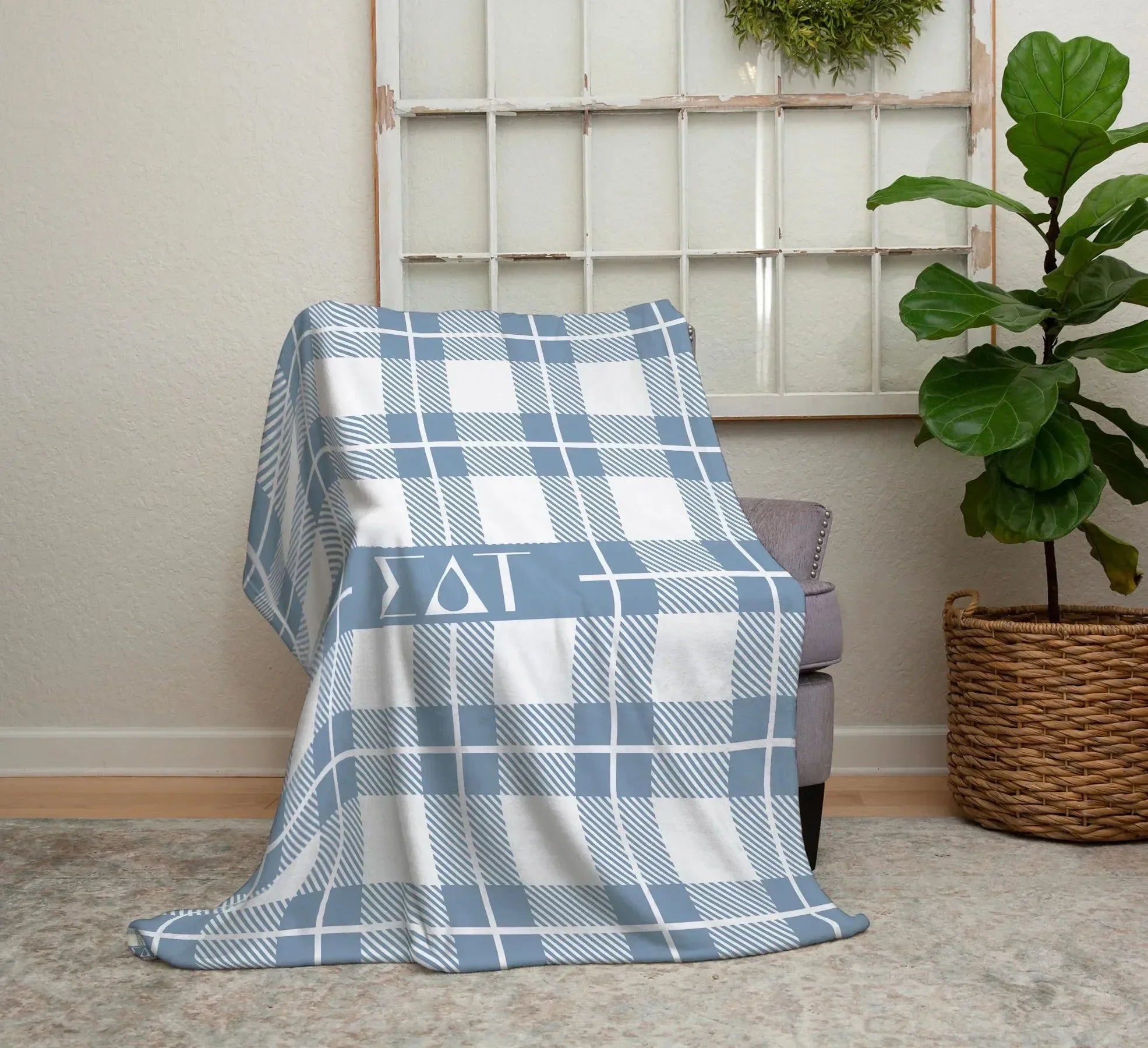 Sigma Delta Tau XL 60x80 Sherpa Throw Blanket - Plaid
