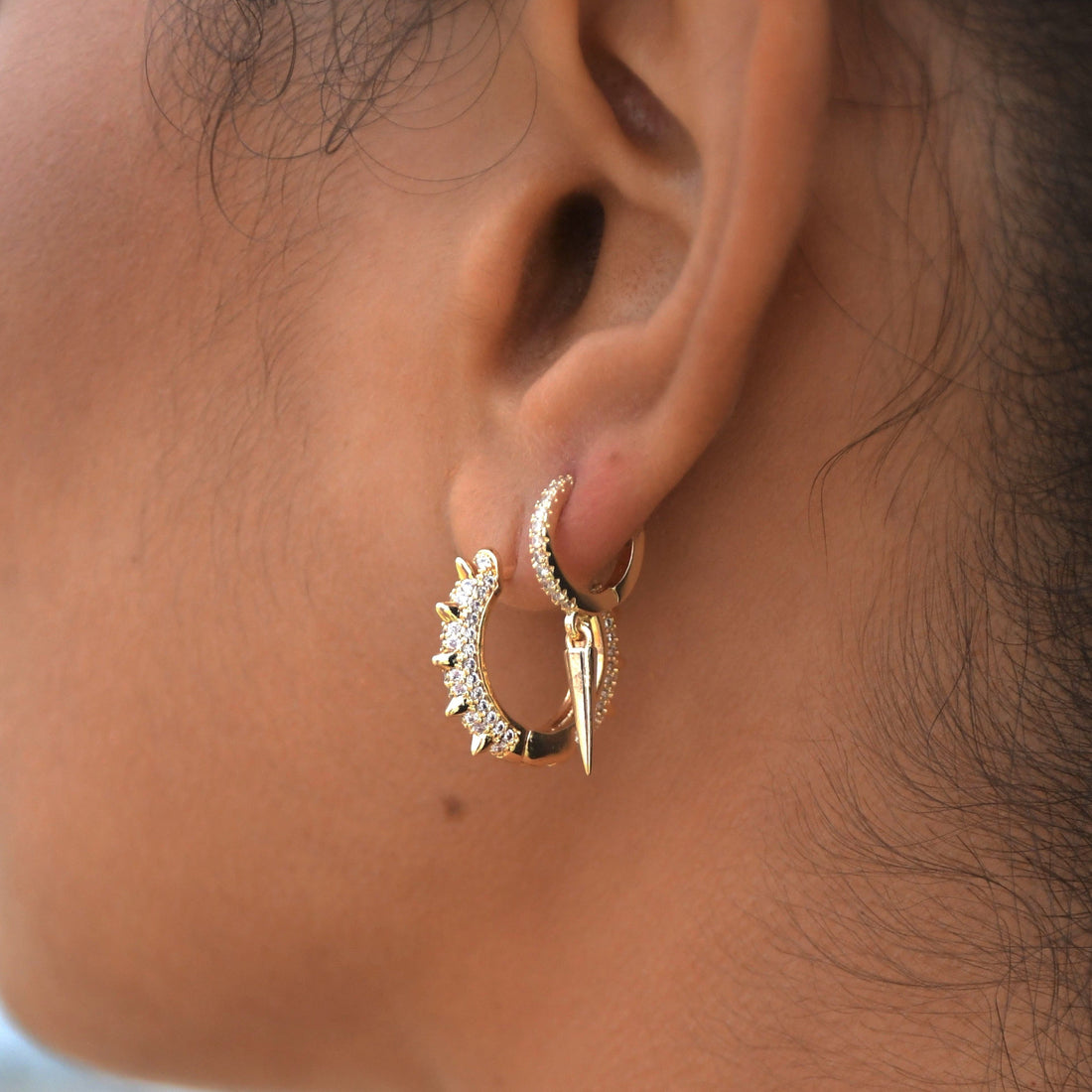 Views & Co. Miss Spike Earrings