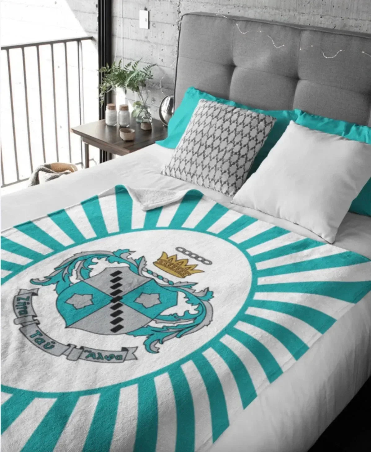Zeta Tau Alpha XL 60x80 Sherpa Blanket - Crest Starburst